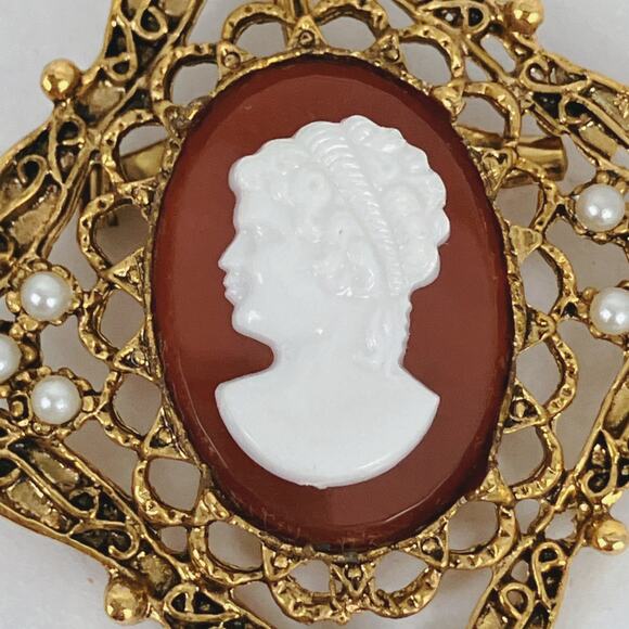 VTG Cameo Filigree Brooch Pendant Necklace Faux Pearl 60s 70s Victorian Revival - Picture 5 of 12